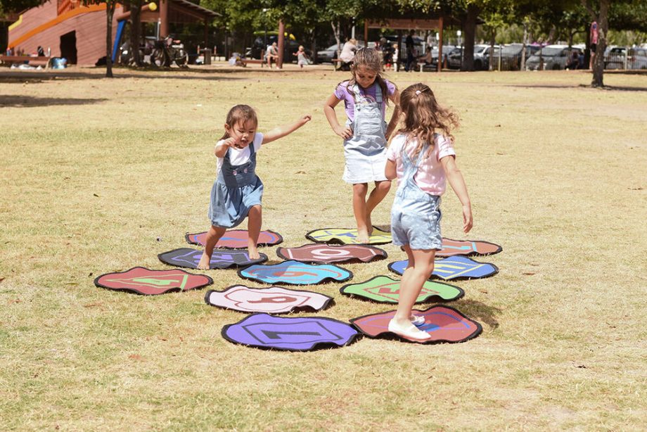 Numbers Colours, Shapes - Set of 12 Seating Mats 0.6m - Image 4