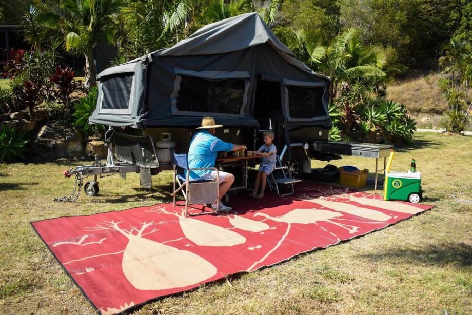 THE KIMBERLEY Recycled Mat Plastic, Outback Reds 2.4 x 5m - Image 3